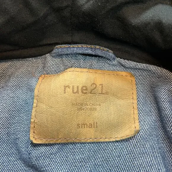 Rue 21 Jean Jacket Womens Small Blue Denim Distressed Dark Wash Black Hooded - Picture 3 of 11